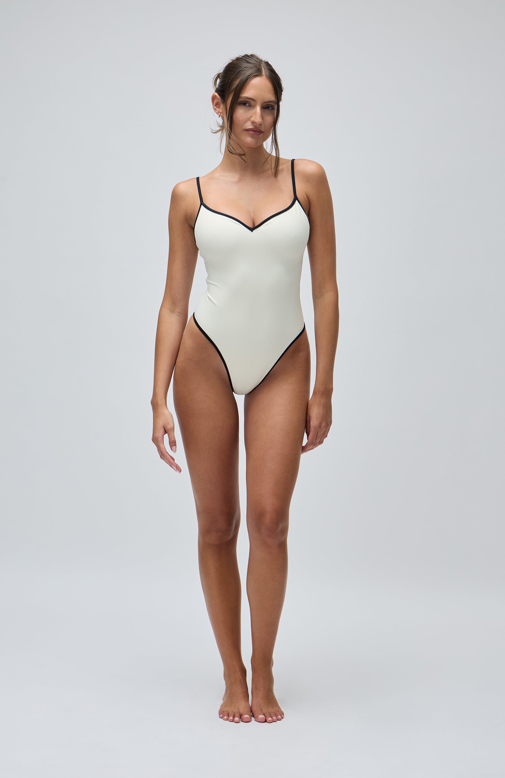 Amai One Piece | Ivory